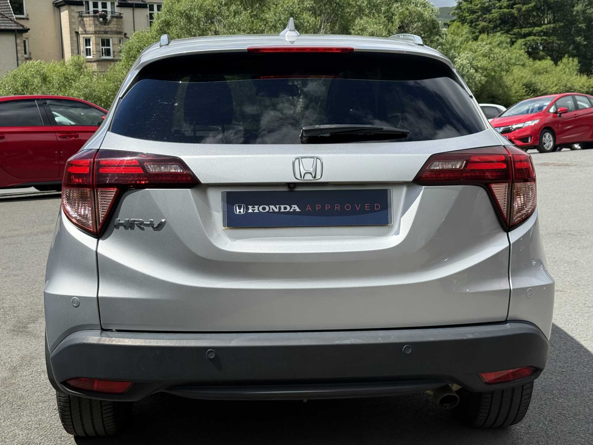 HR-V