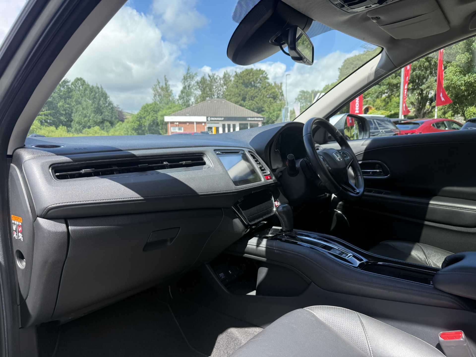 HR-V