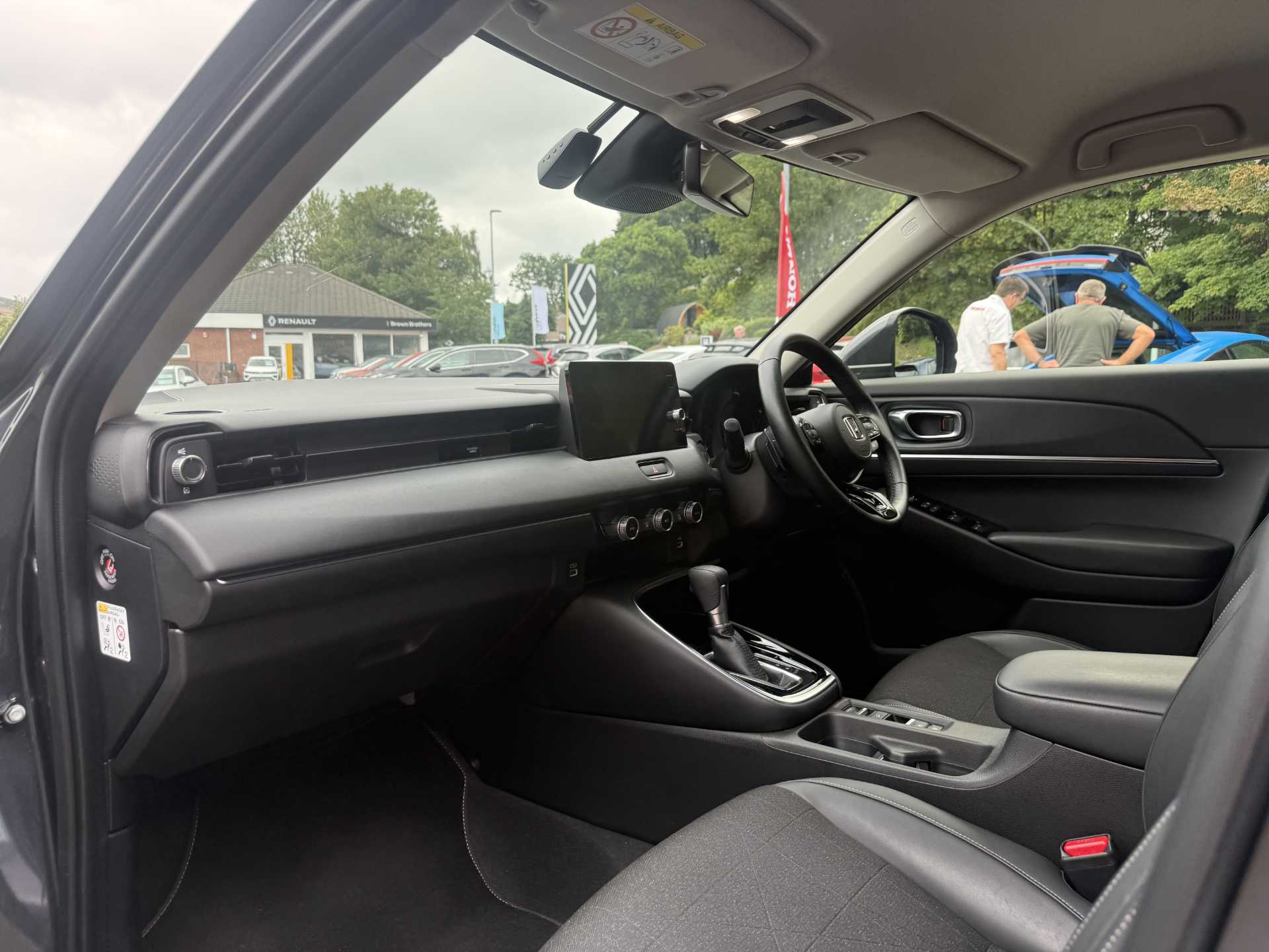 HR-V