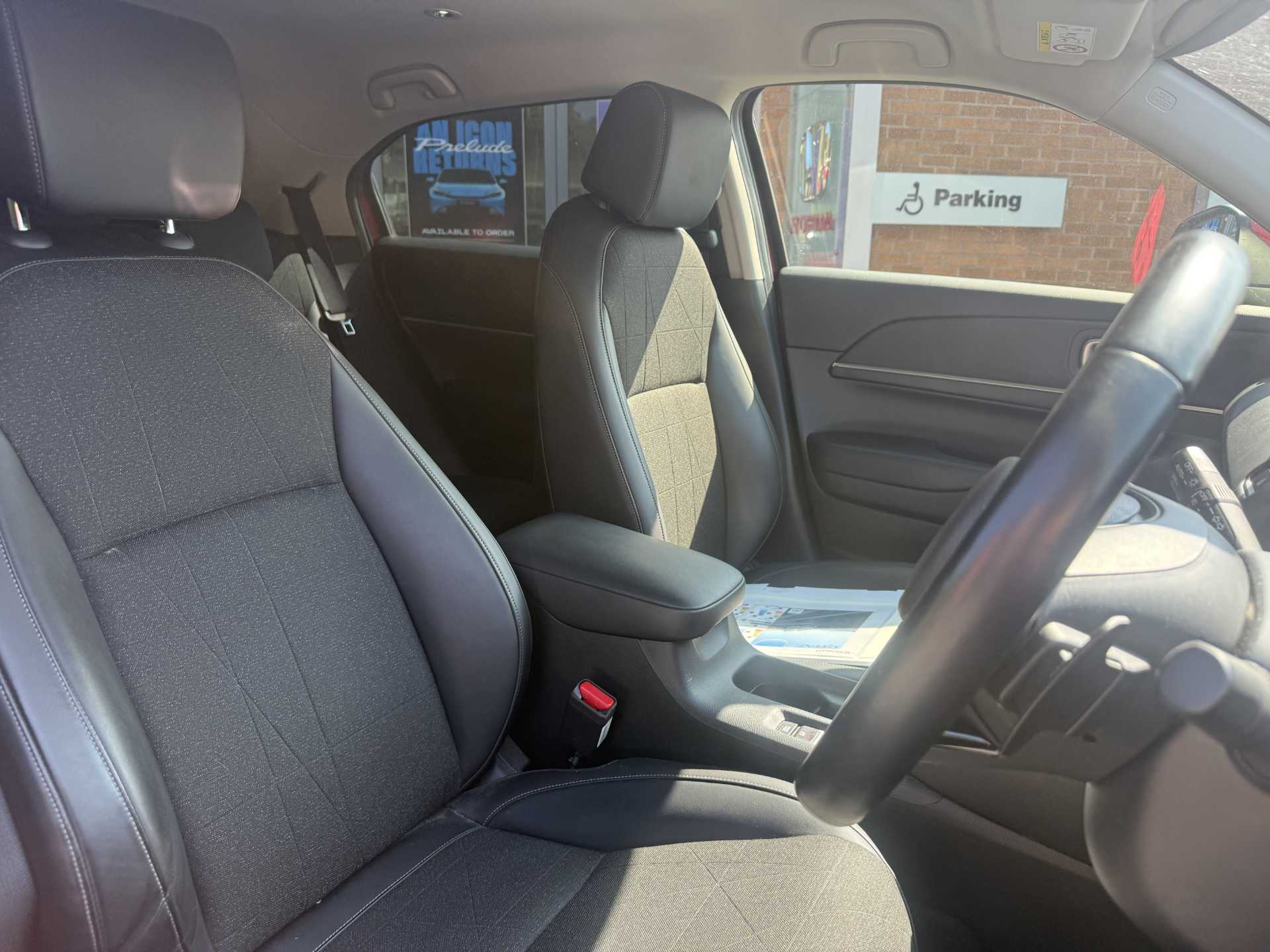 HR-V