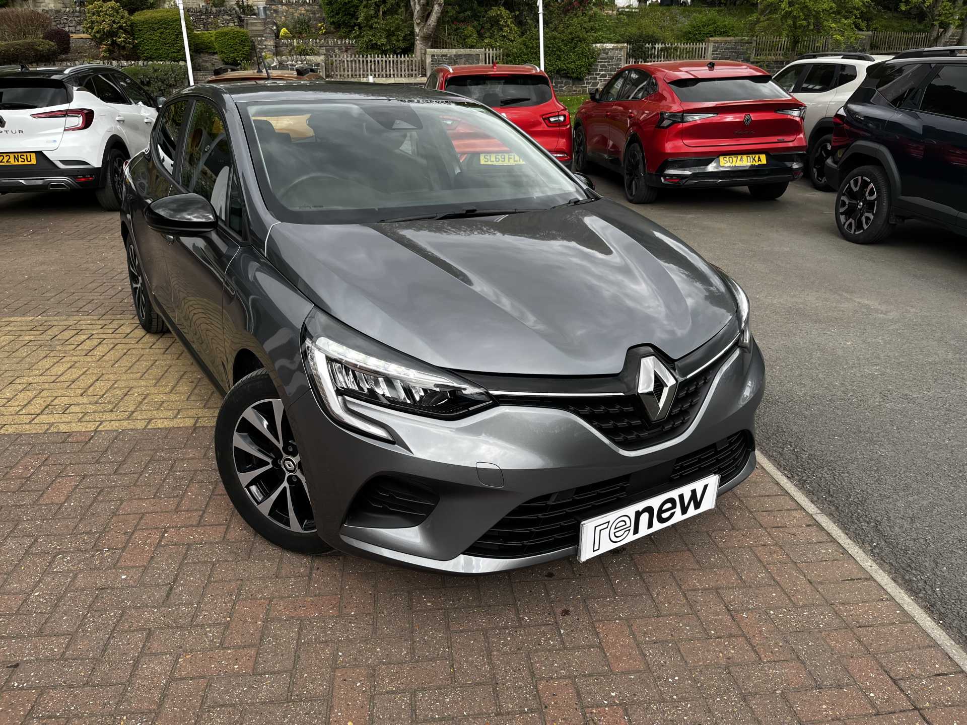 Renault CLIO 1.6 E-TECH full hybrid 145 Evolution Auto