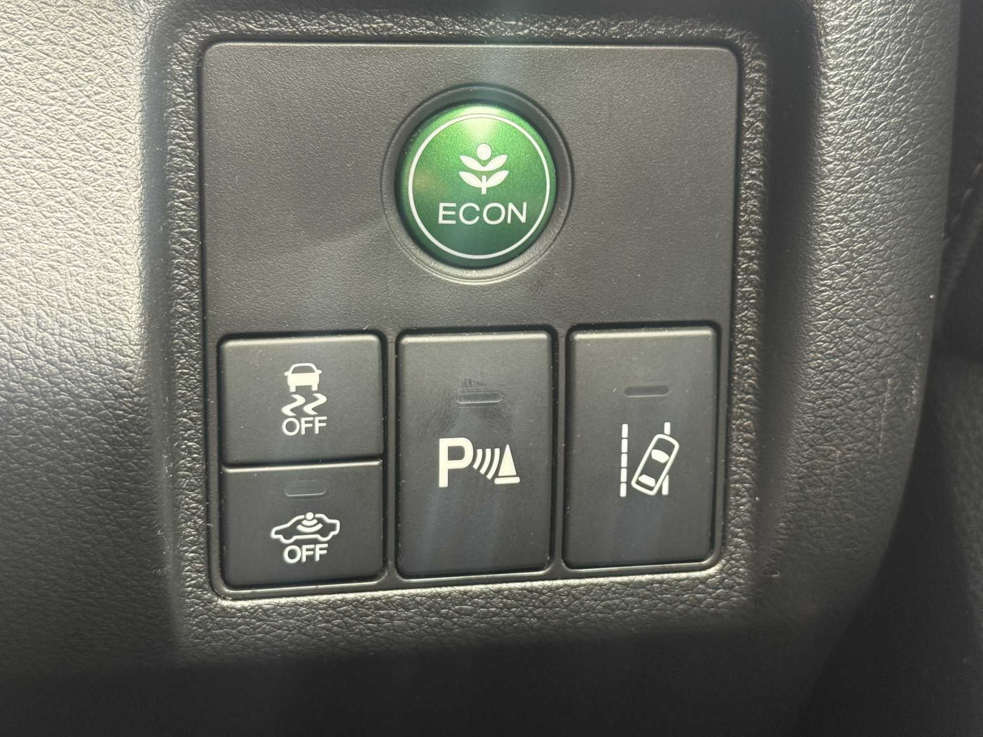 HR-V