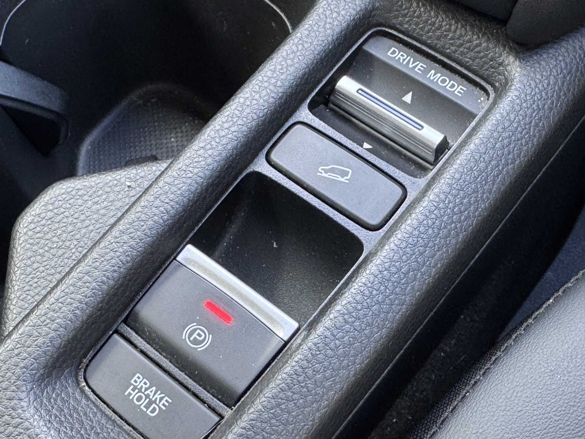 HR-V