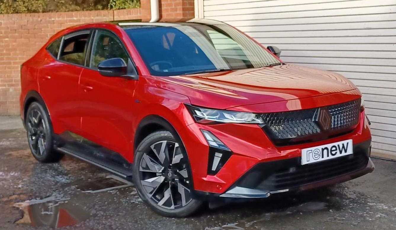 Renault RAFALE E-Tech FHEV Techno Esprit Alpine Auto 4C