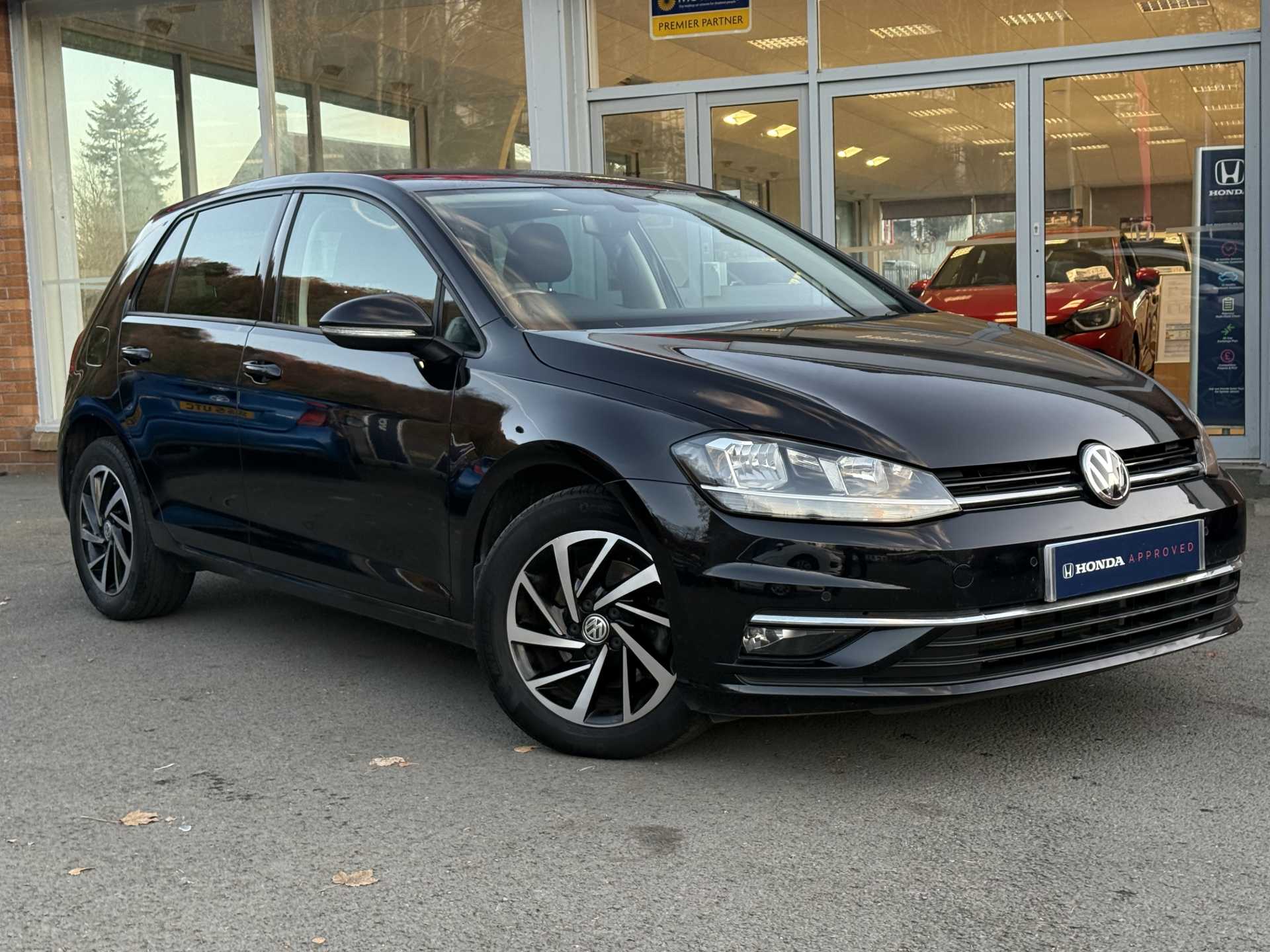 Volkswagen Golf 1.6 TDI Match