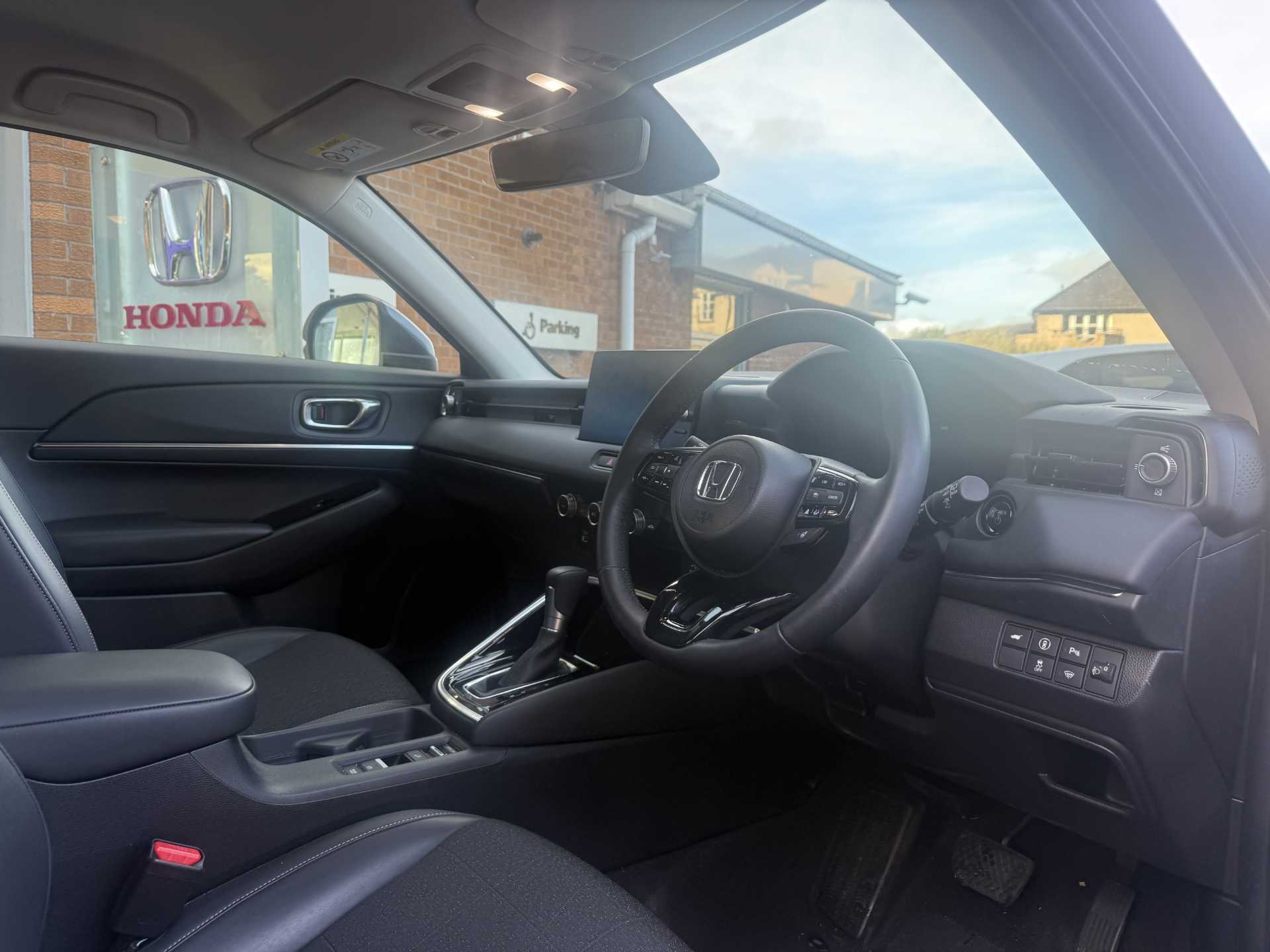 HR-V
