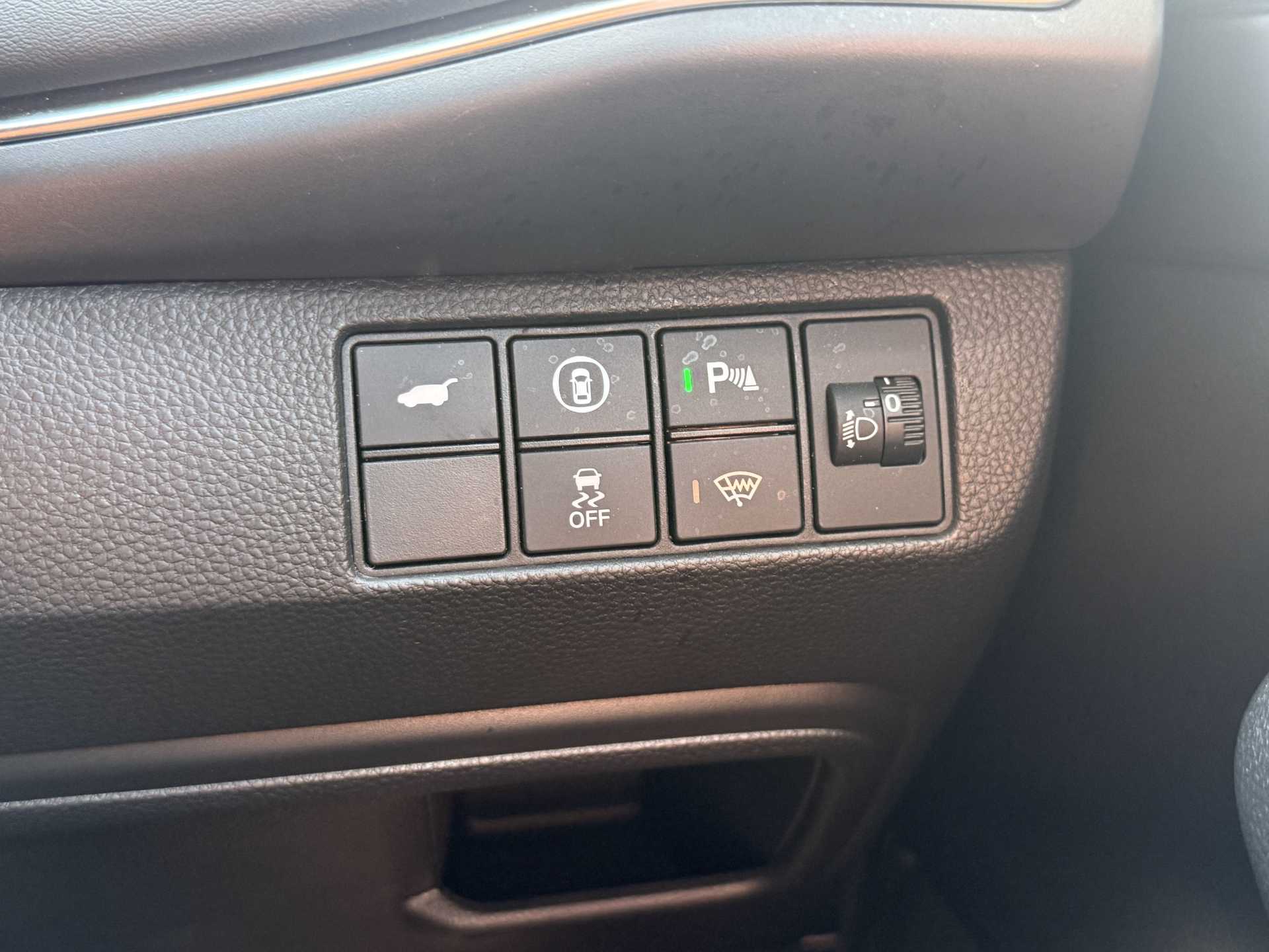 HR-V