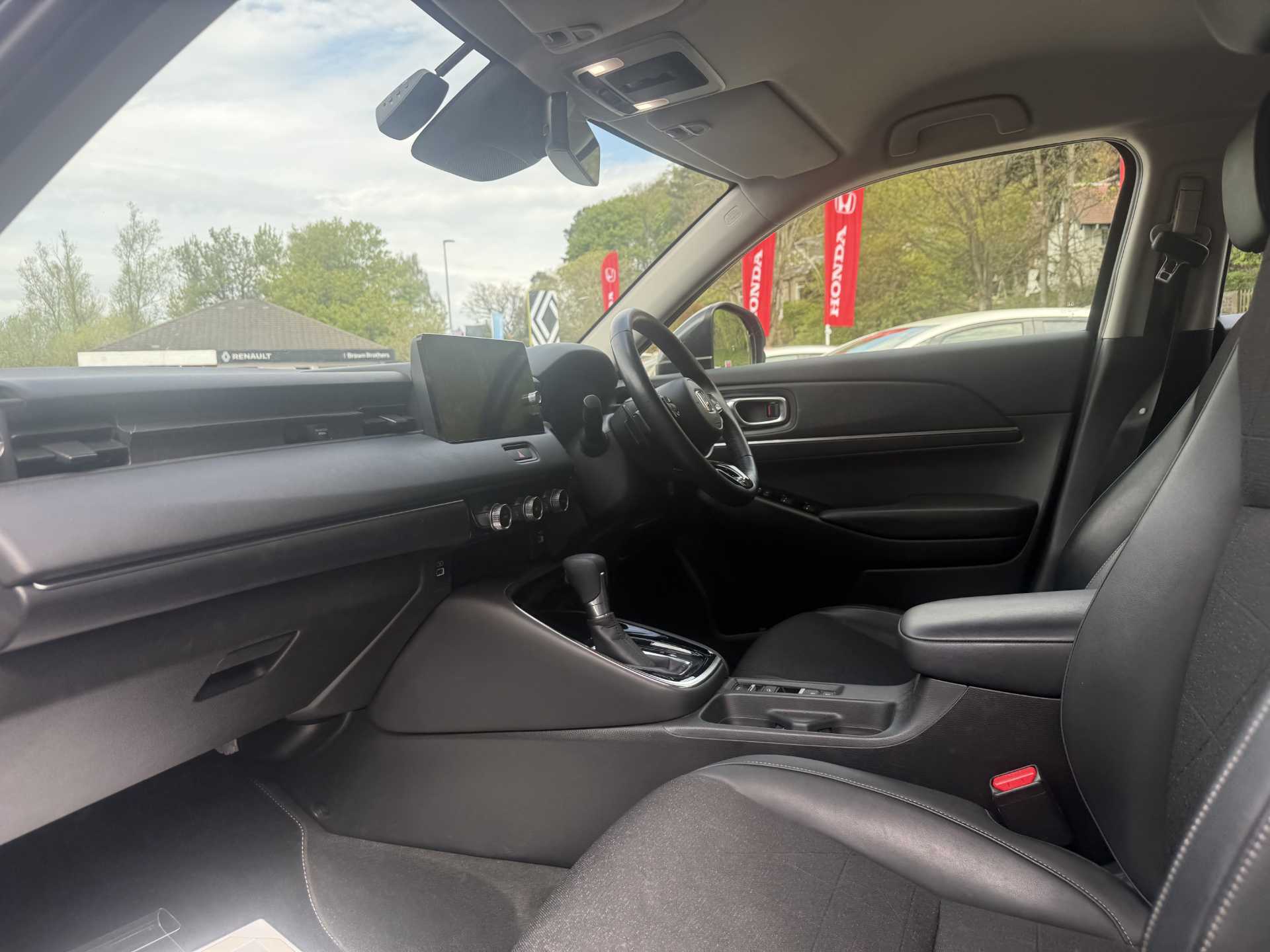 HR-V