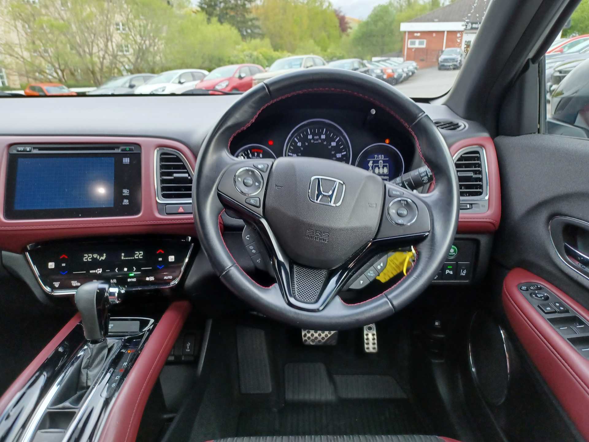 HR-V