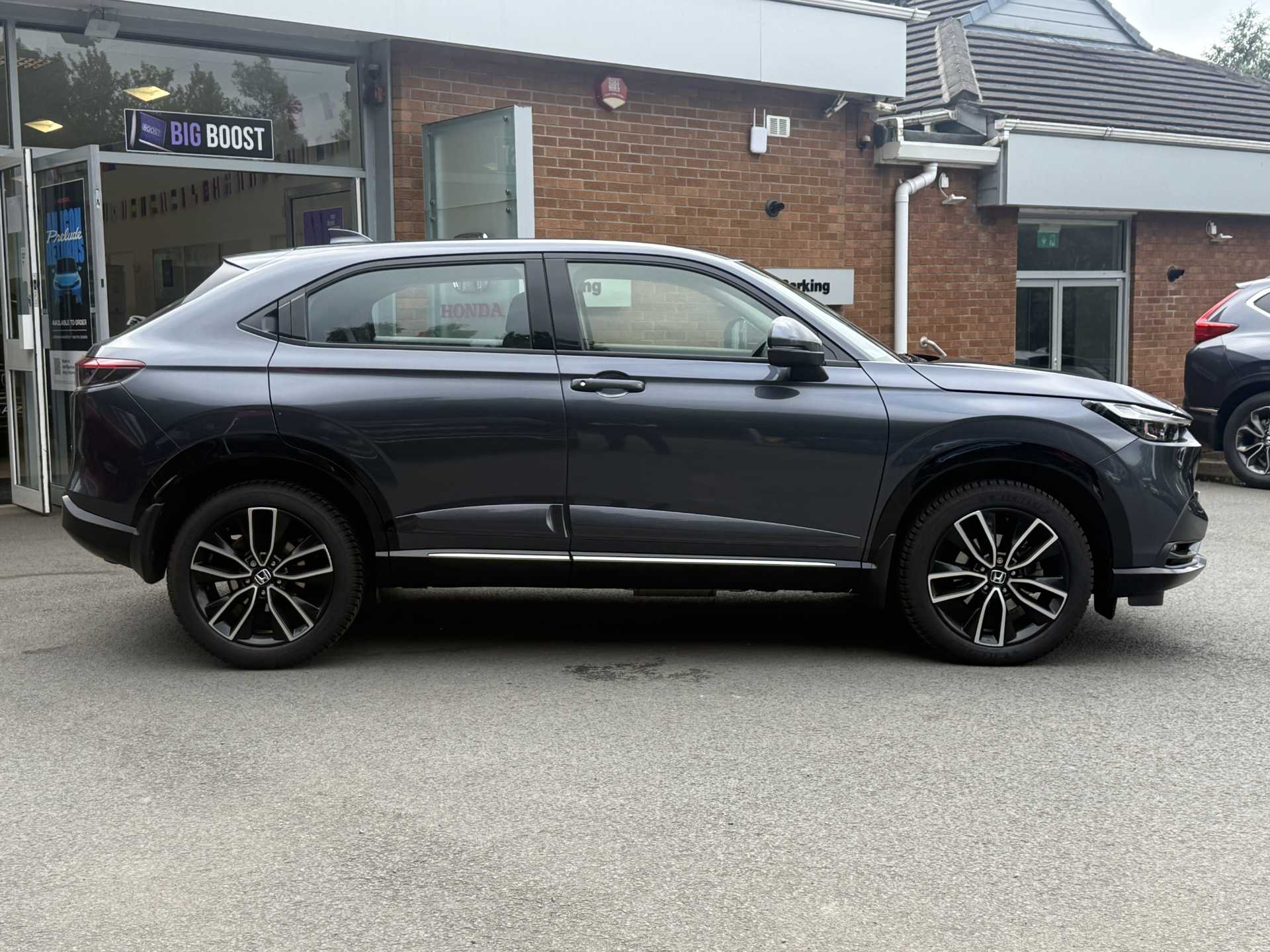 HR-V