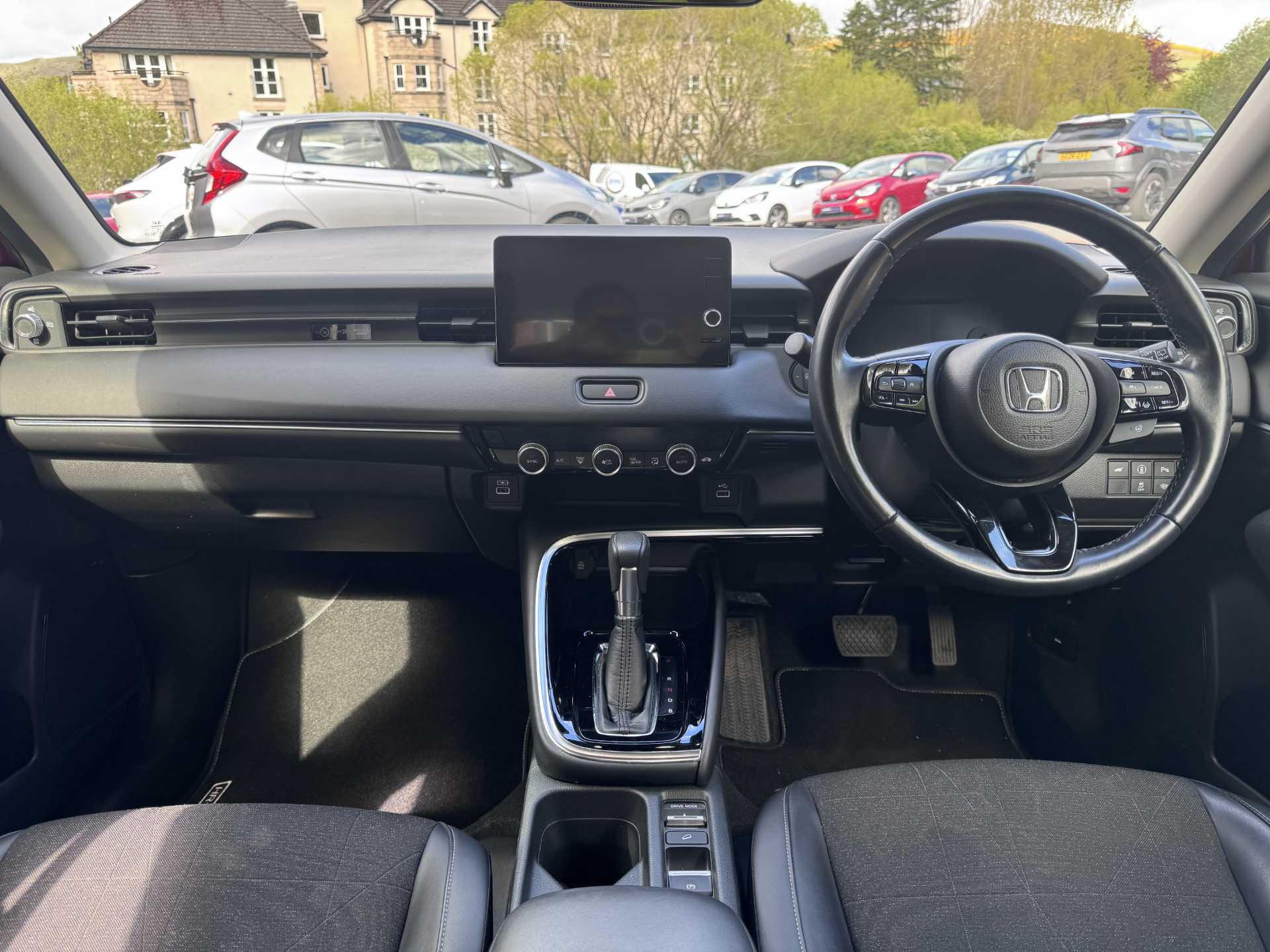 HR-V