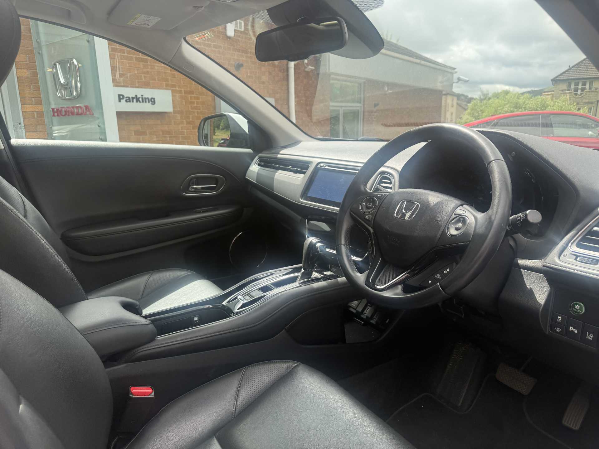 HR-V