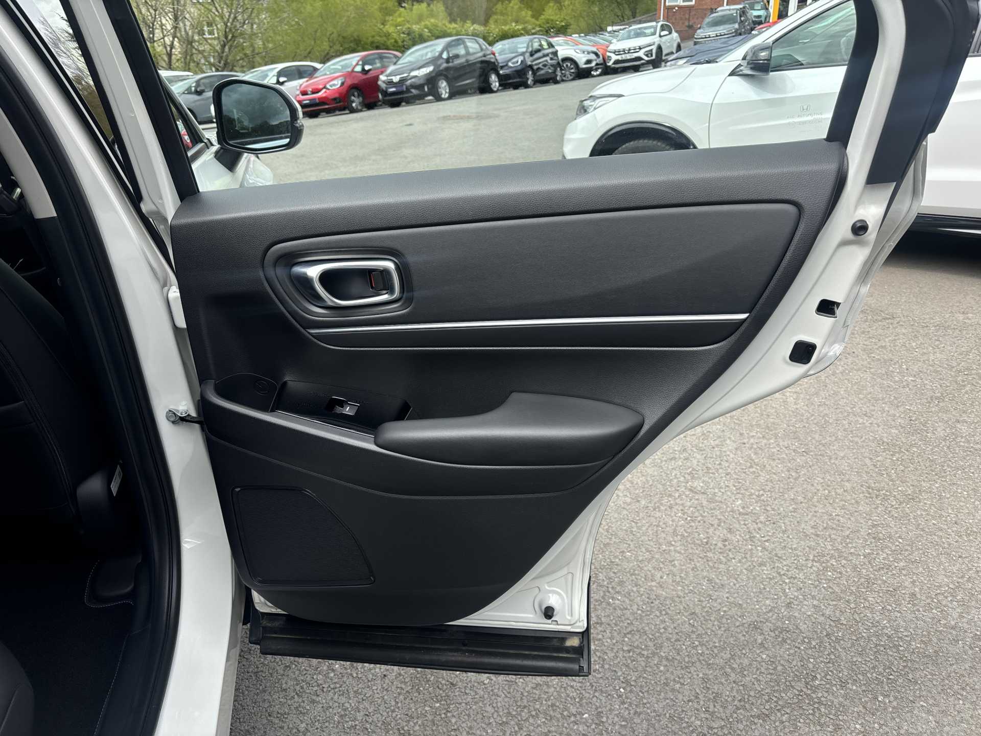 HR-V