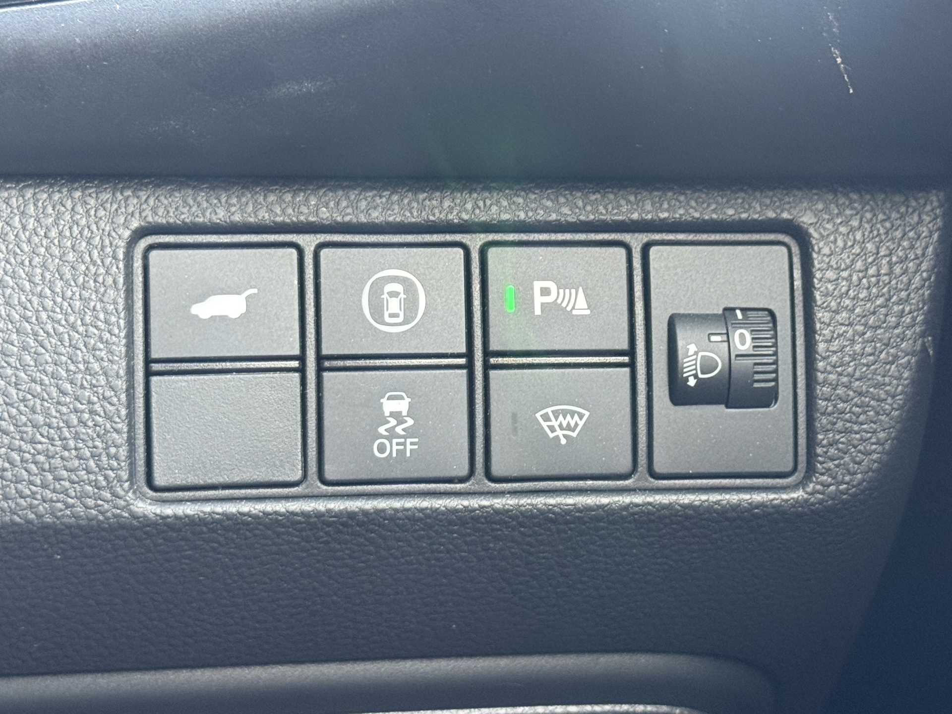 HR-V