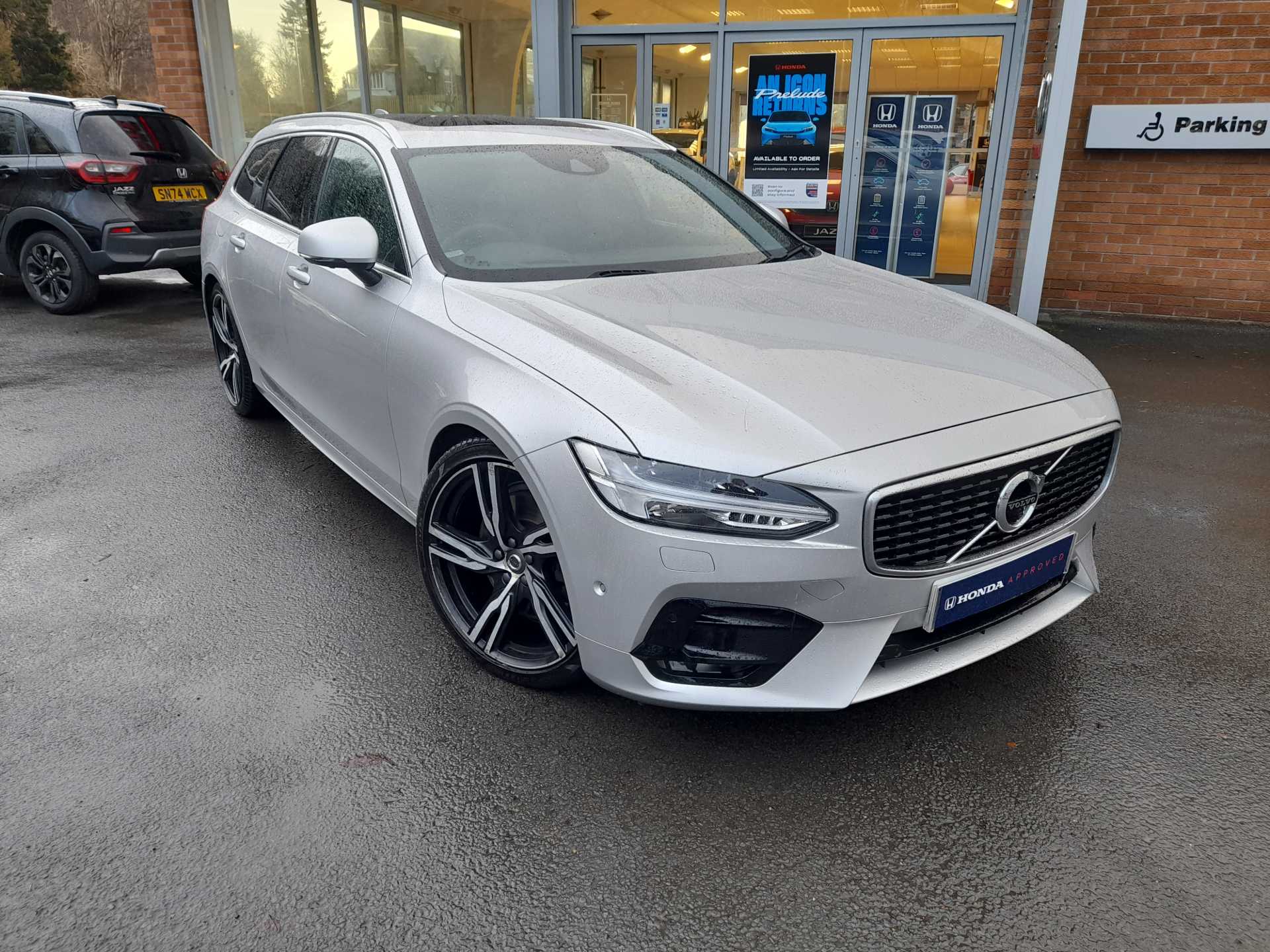 Volvo V90 2.0 D5 PowerPulse R DESIGN Pro AWD Auto