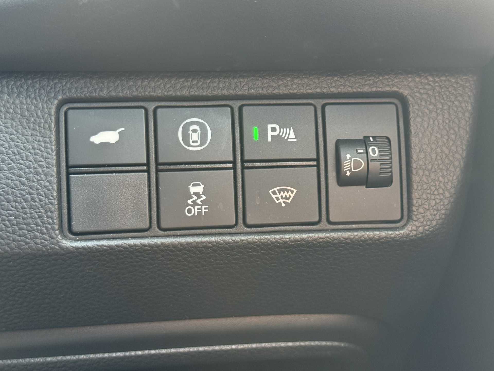HR-V