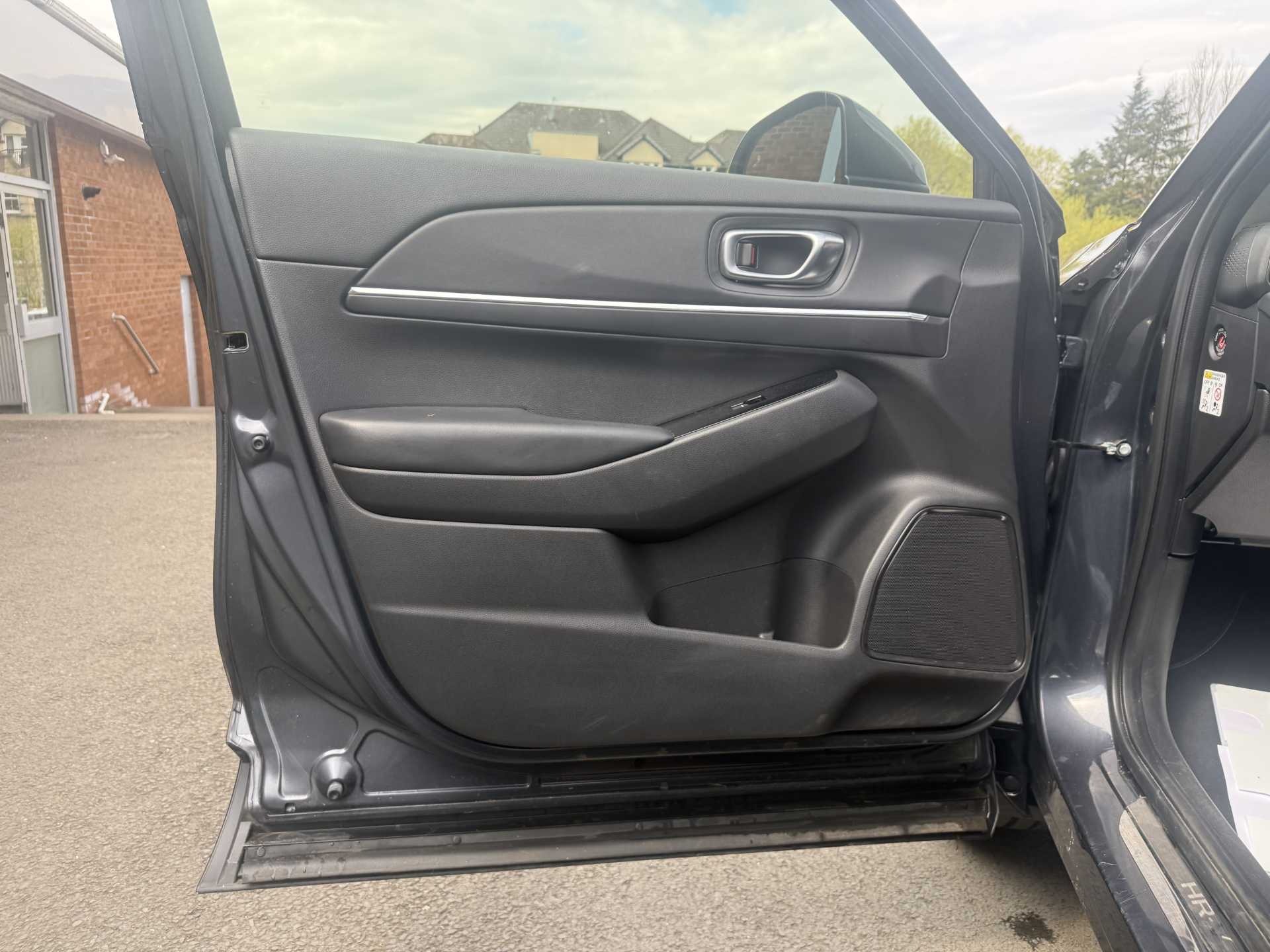 HR-V