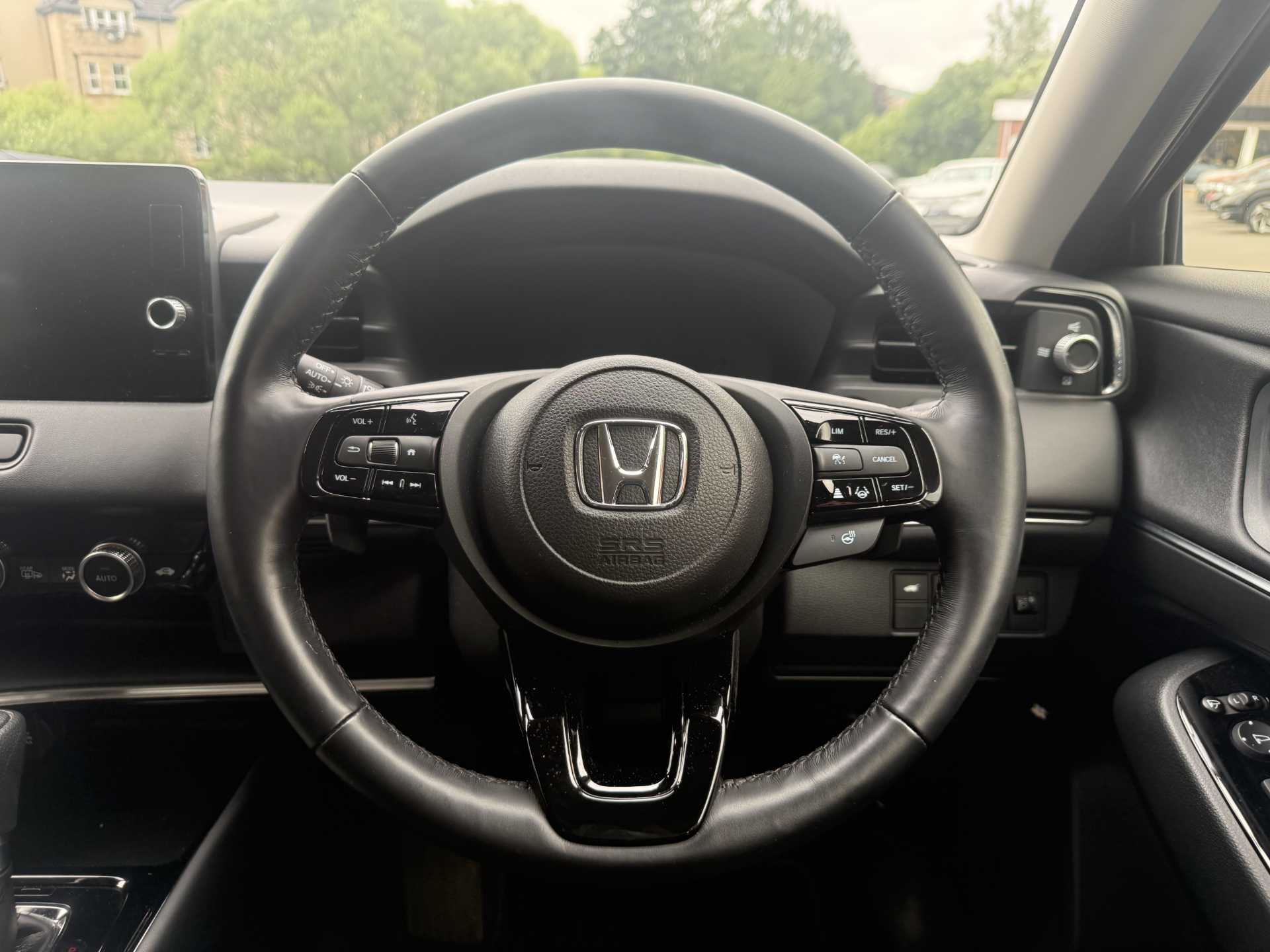 HR-V