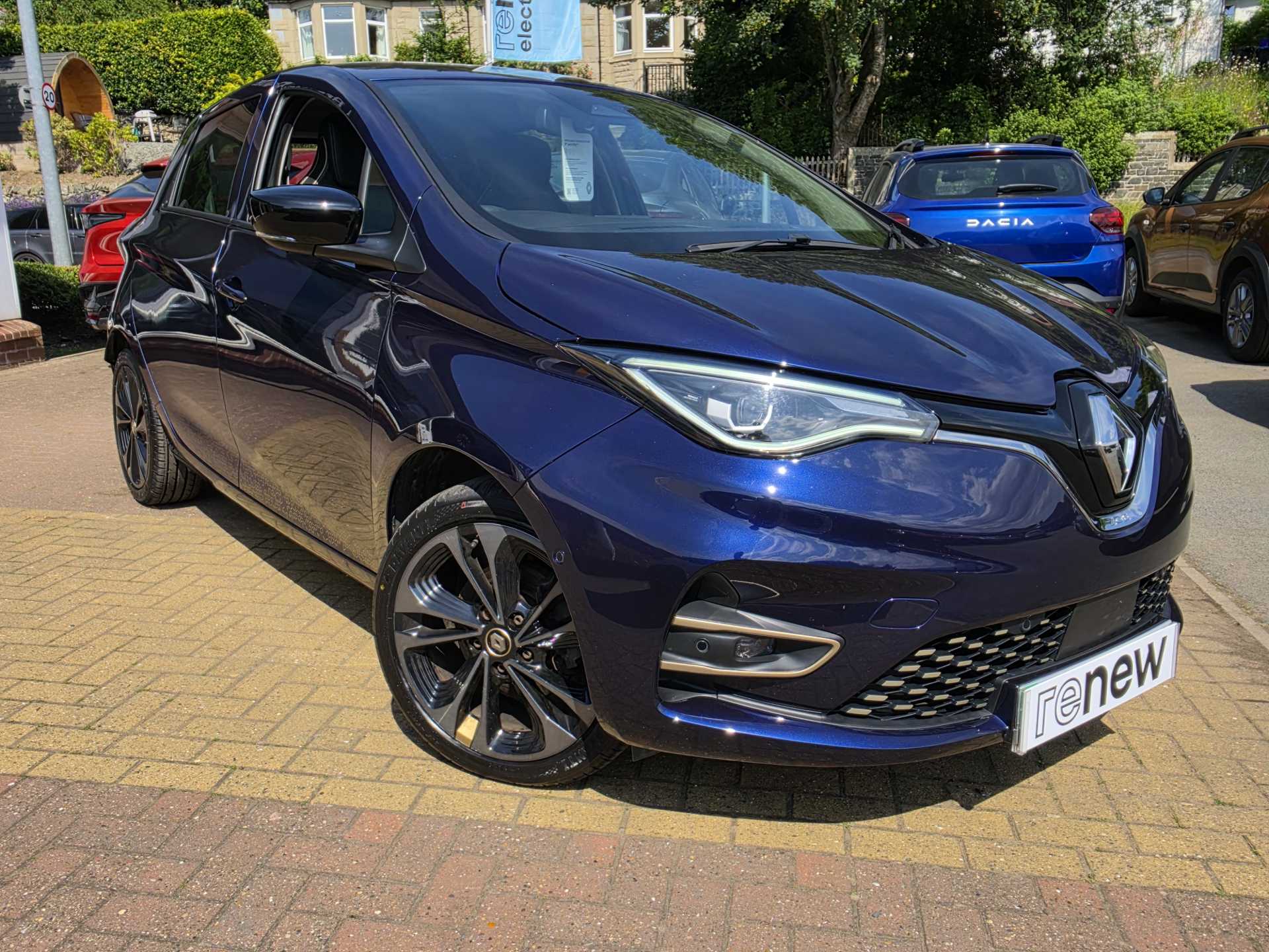 Renault ZOE 100kW Iconic 50kWh Boost Charge Auto