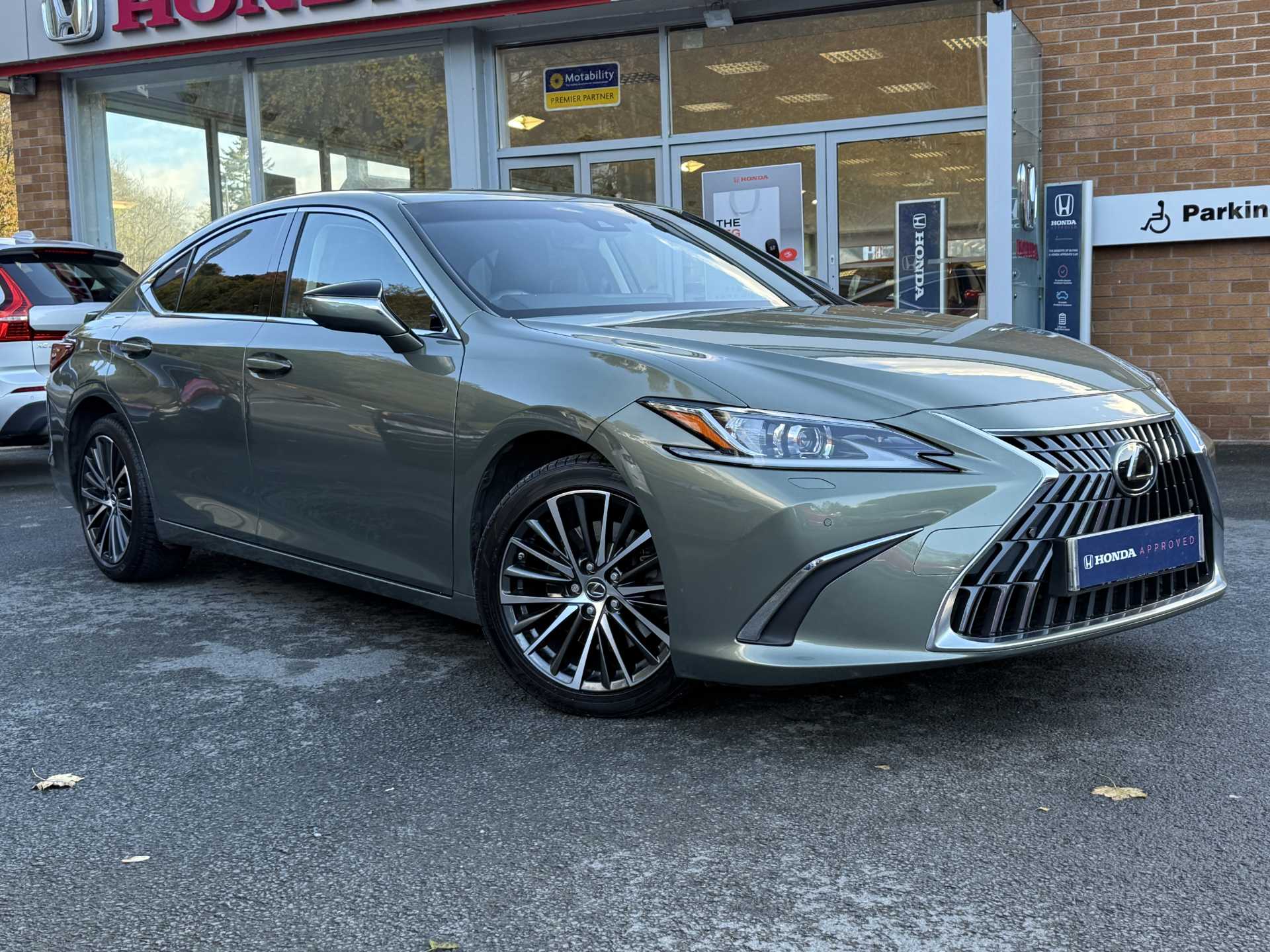 Lexus Es 2.5 300h Hybrid Auto