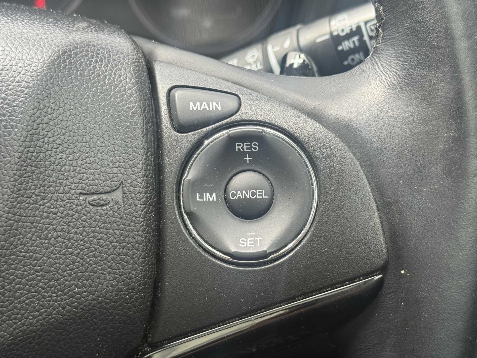 HR-V