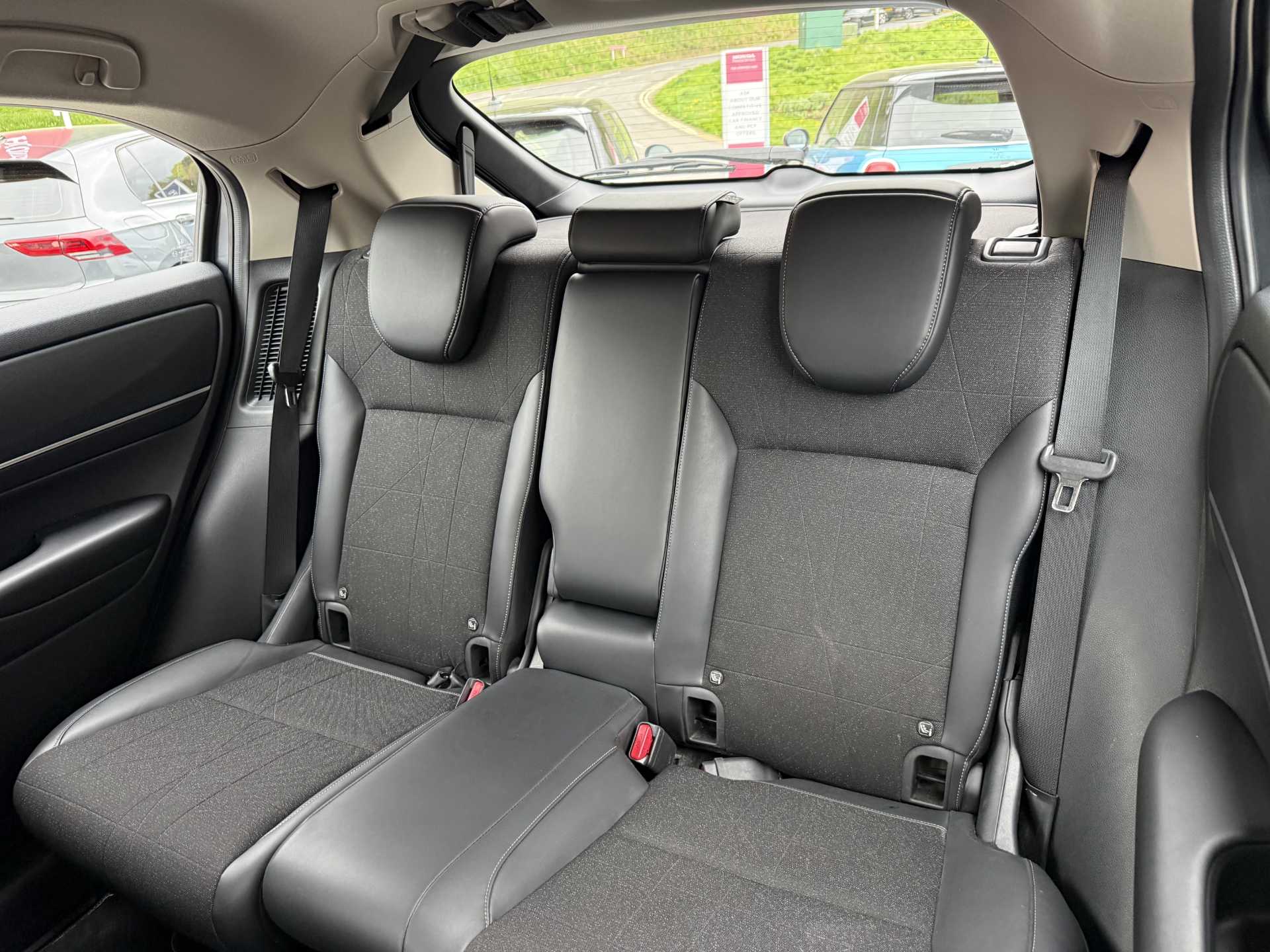 HR-V