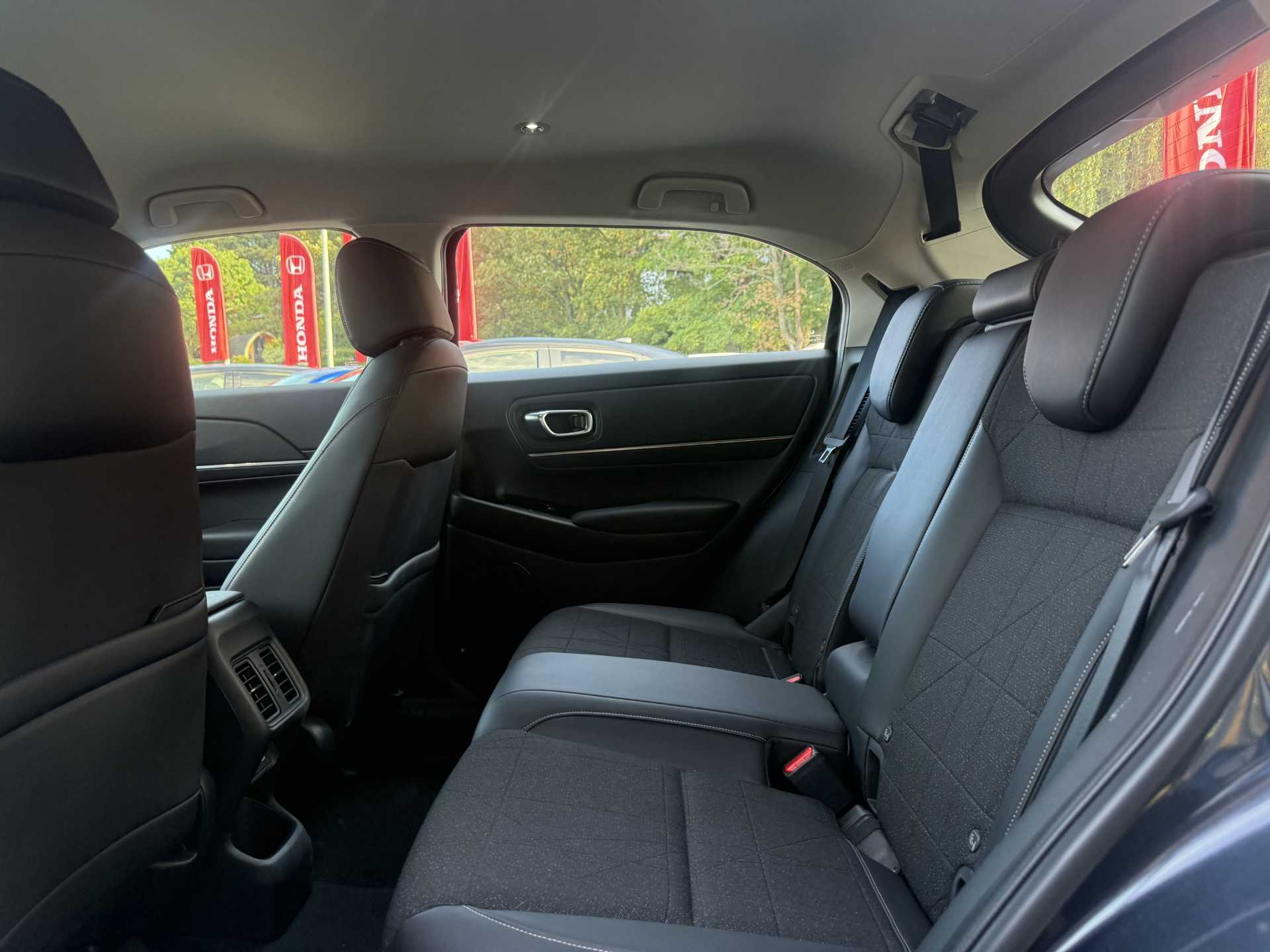 HR-V