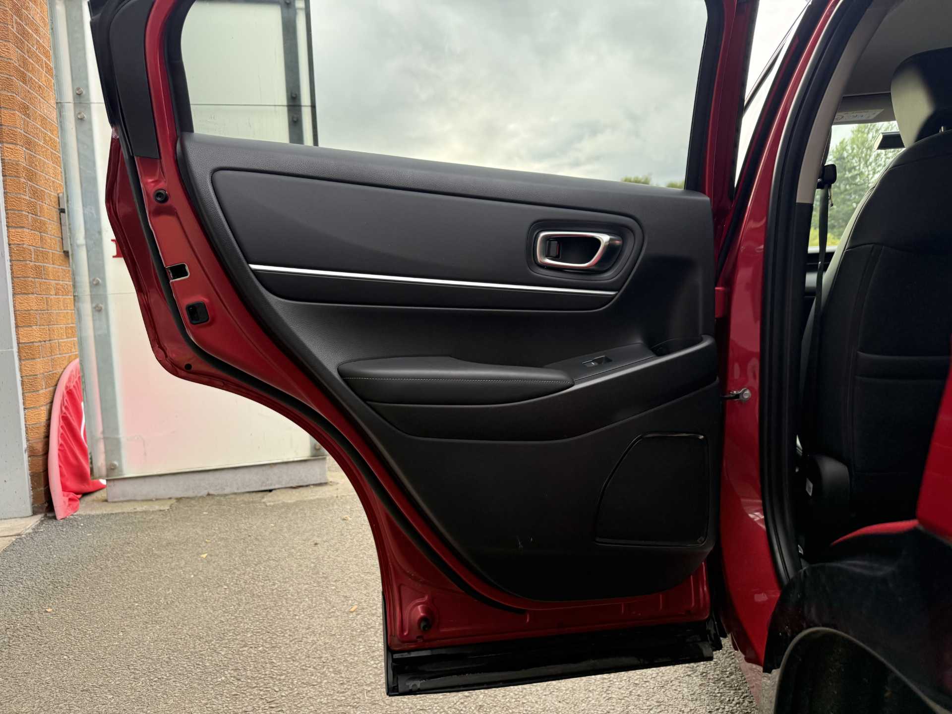 HR-V