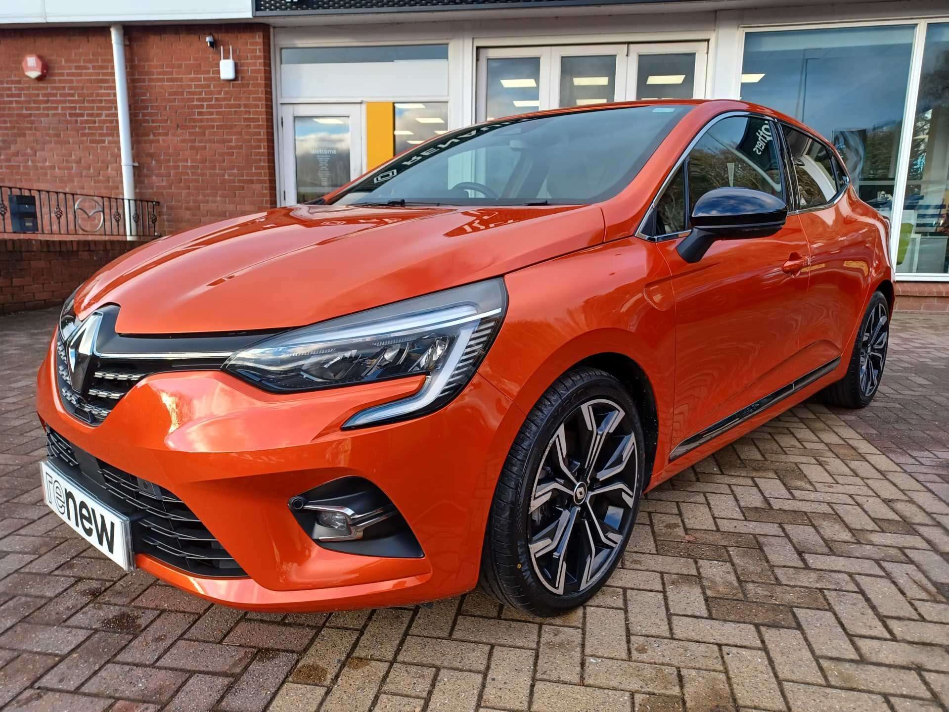 Renault CLIO 1.6 E-TECH full hybrid 145 Techno Auto