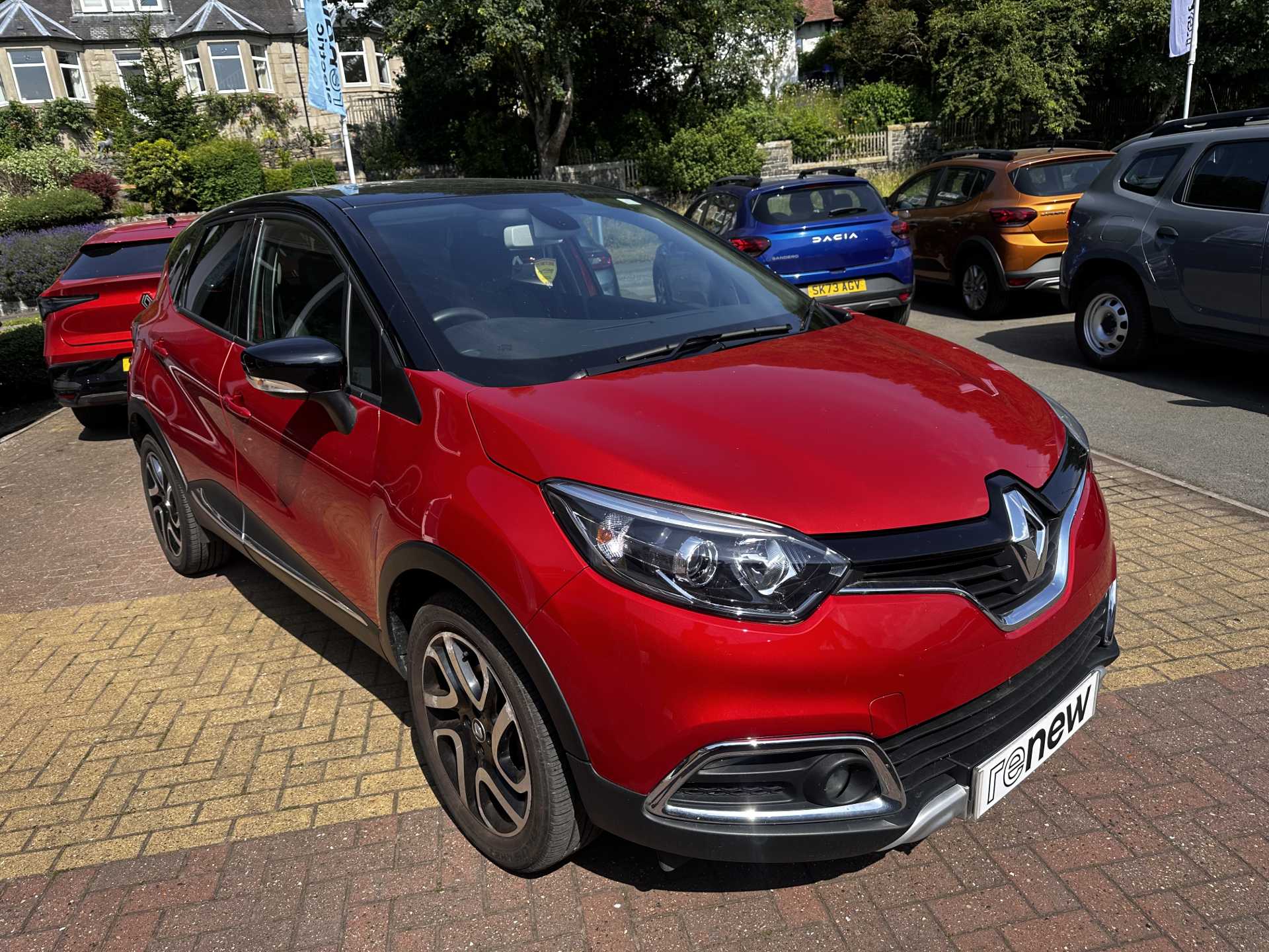 Renault CAPTUR 1.2 TCE Signature Nav