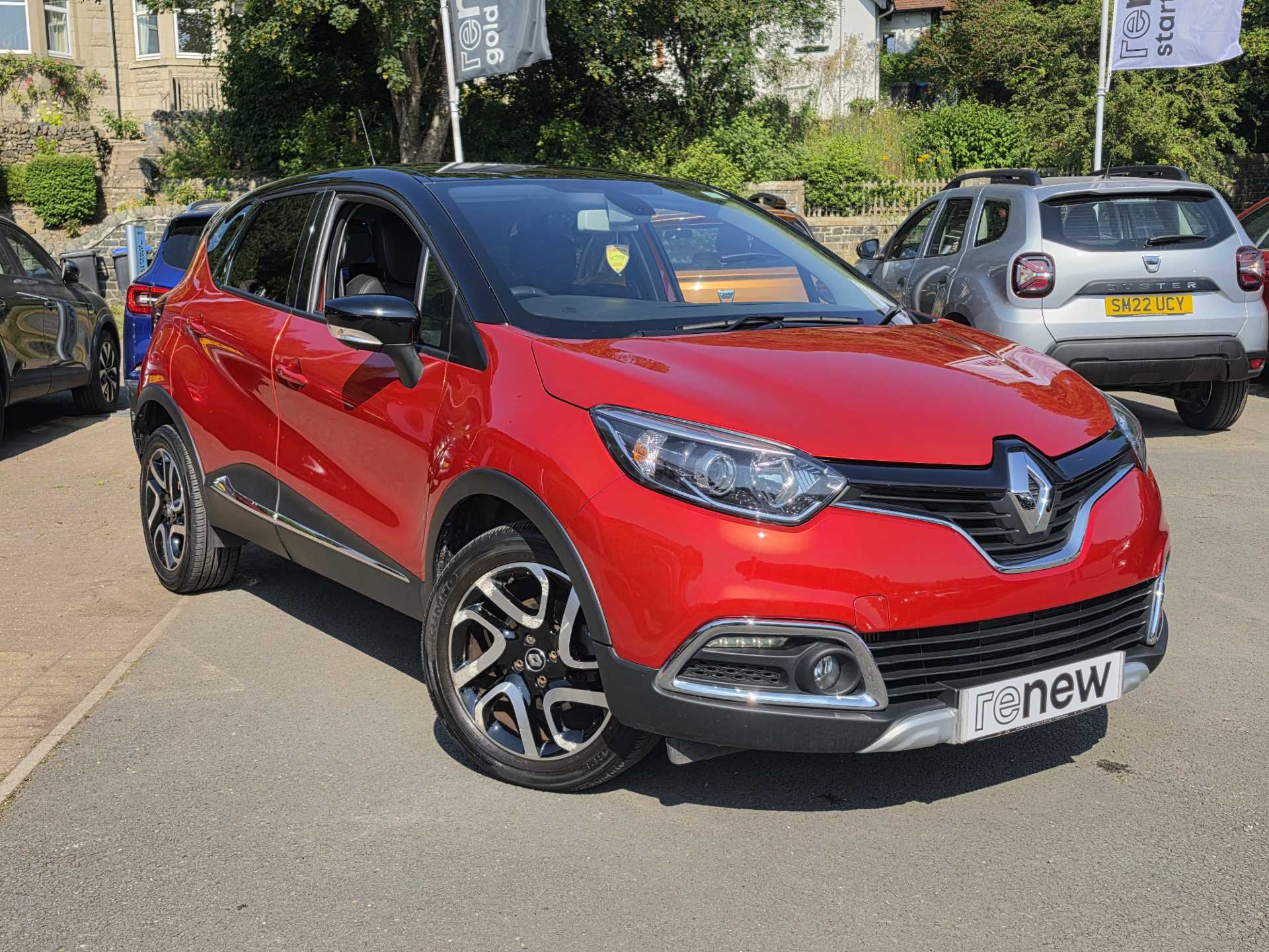 Renault CAPTUR 1.2 TCE Signature Nav
