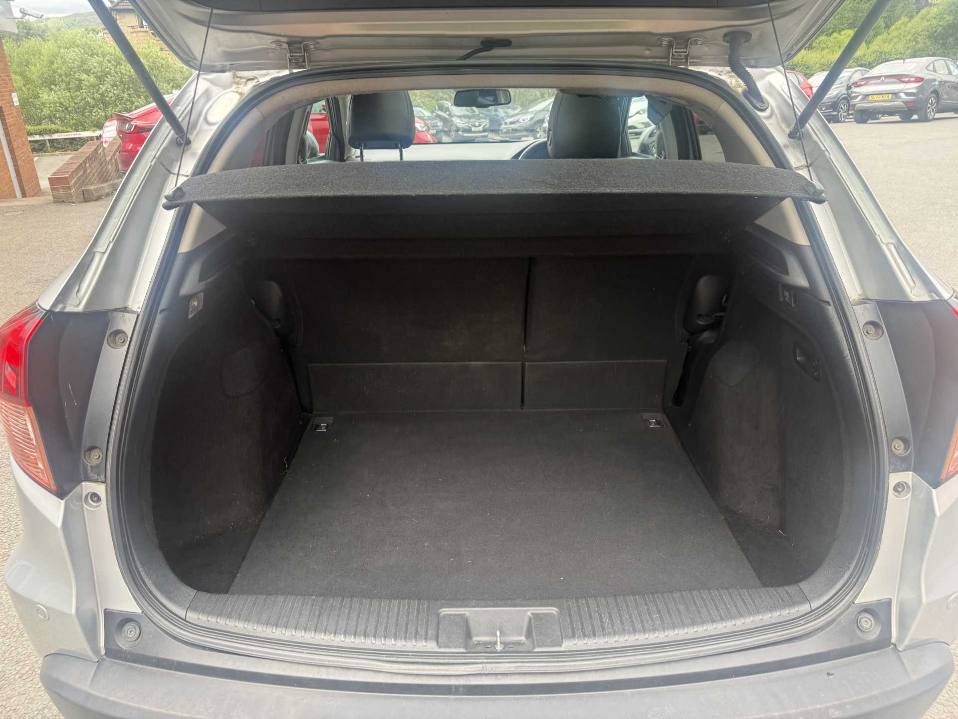 HR-V