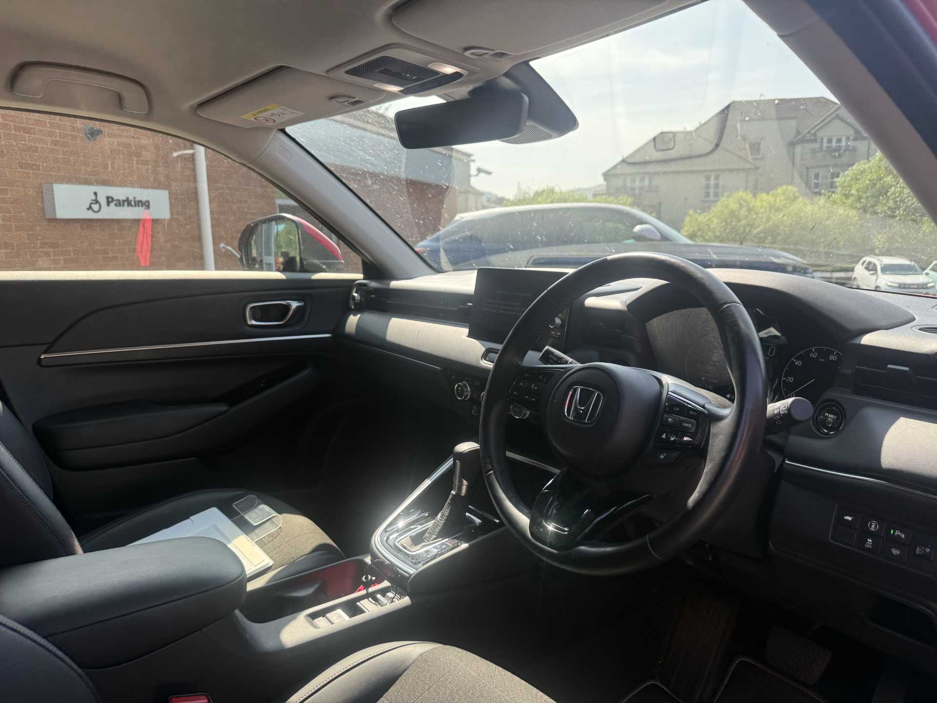 HR-V