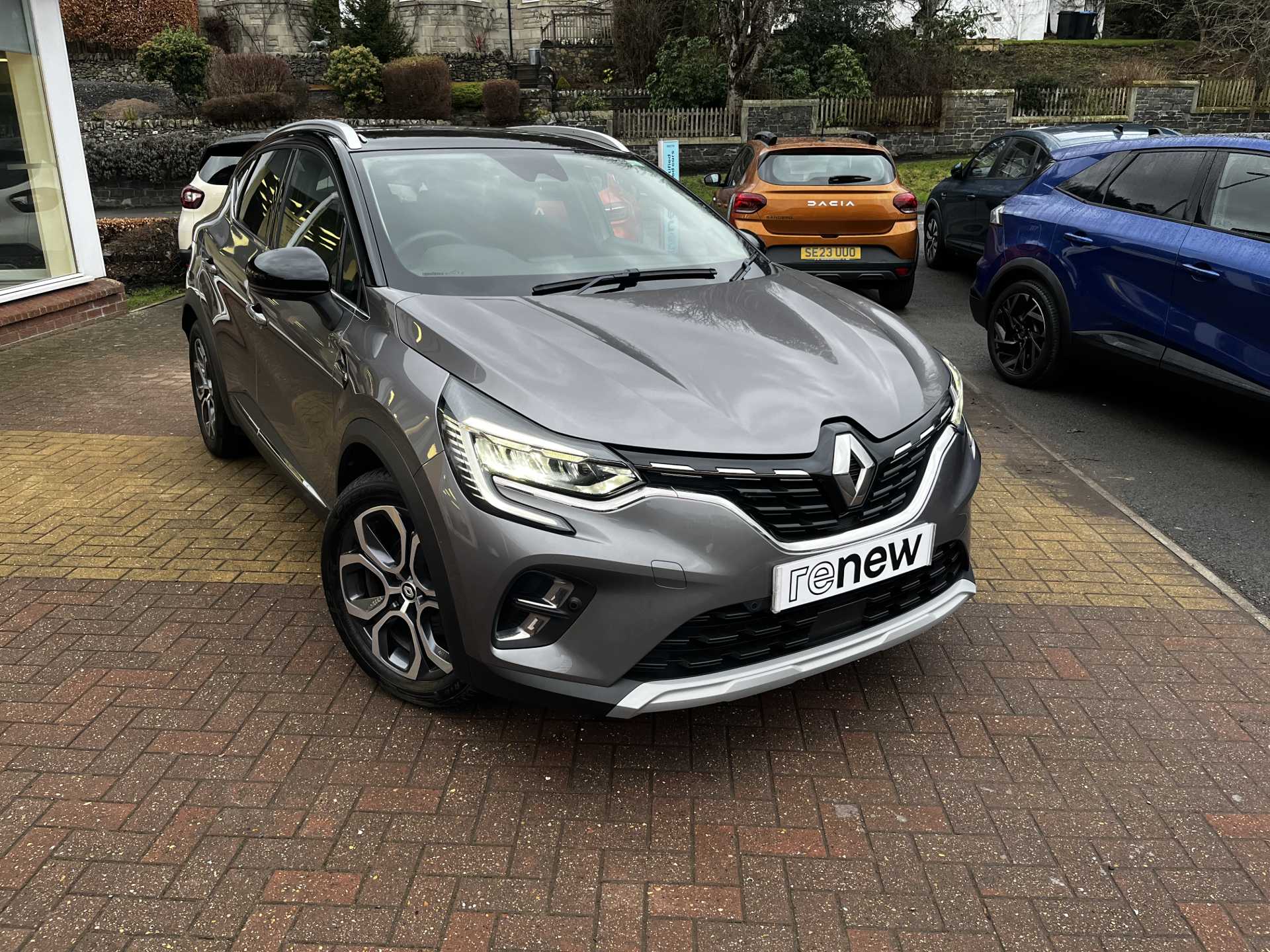 Renault CAPTUR 1.6 E-Tech full hybrid 145 Techno Auto