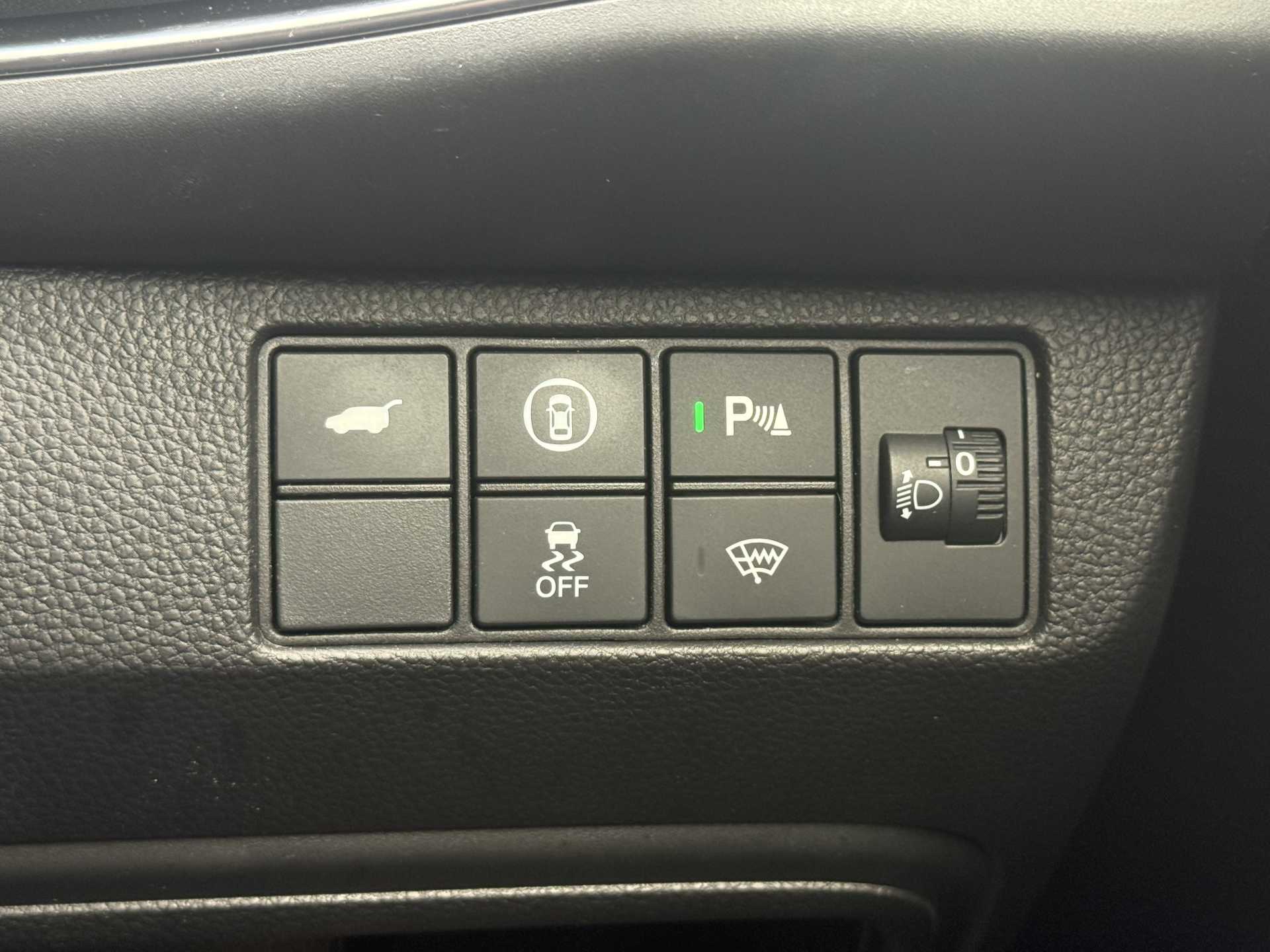 HR-V